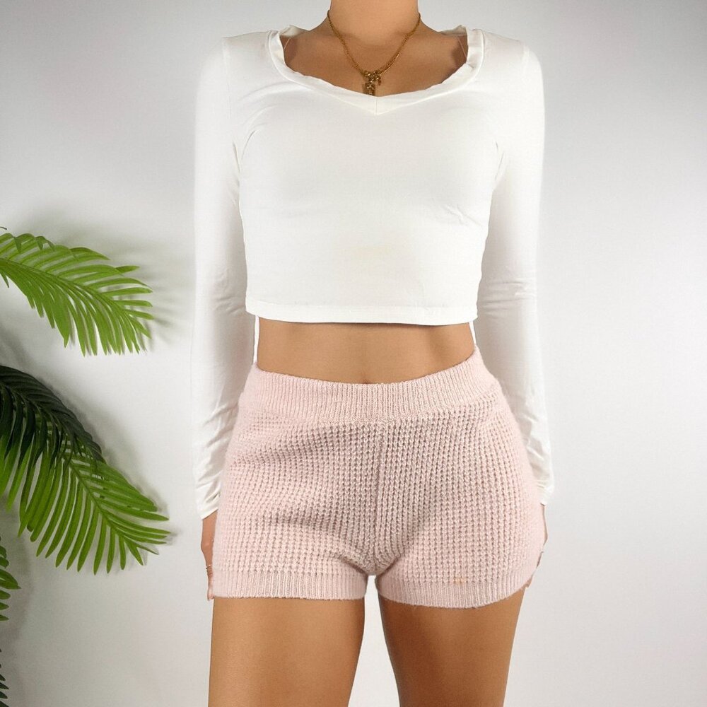 Aeropostale Women's Pink Knit High-Waisted Shorts Textured / Size: Small